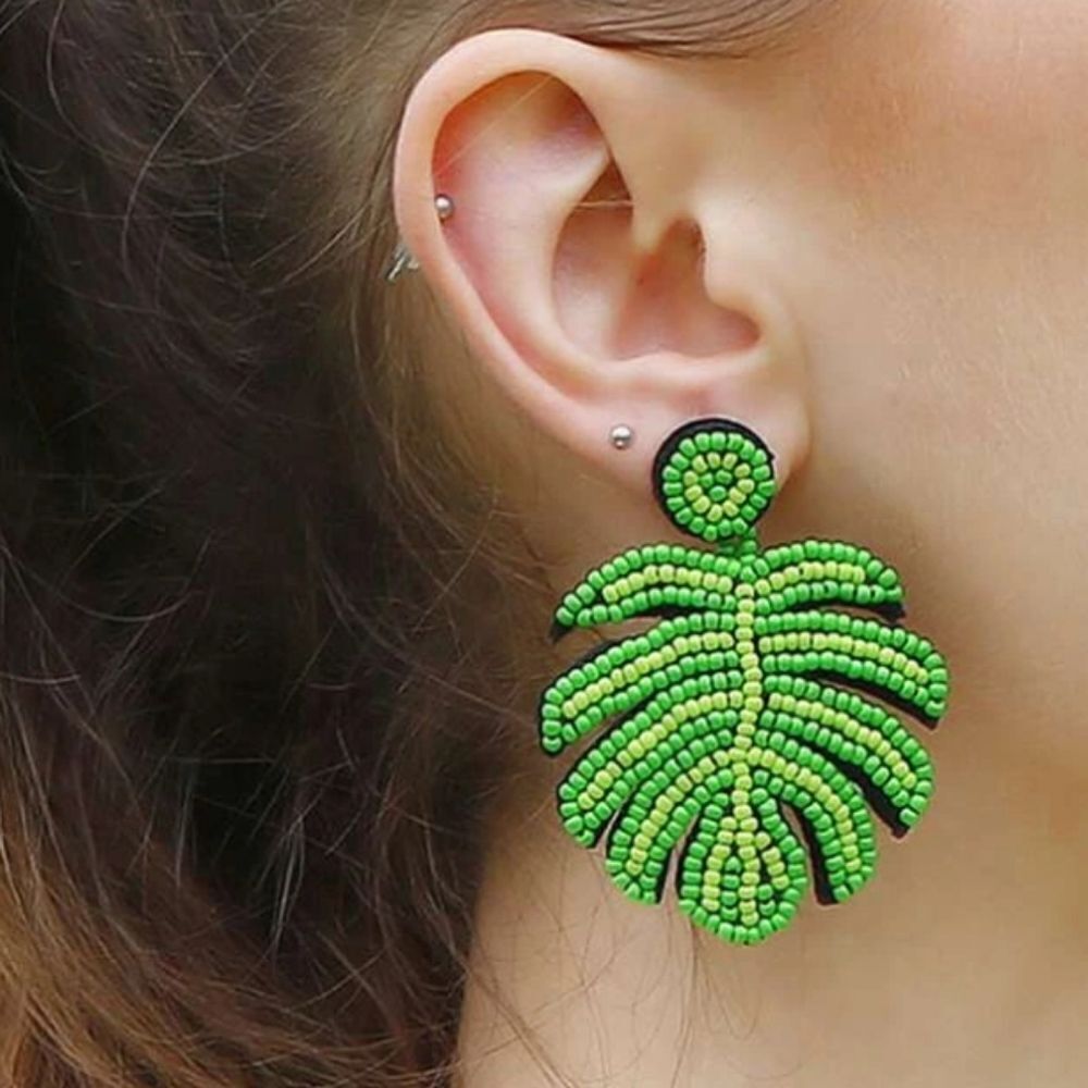BRAND NEW C&C CALIFORNIA HAND BEADED WOMEN"S FLOWERS PATTERN DESIGN EAR…